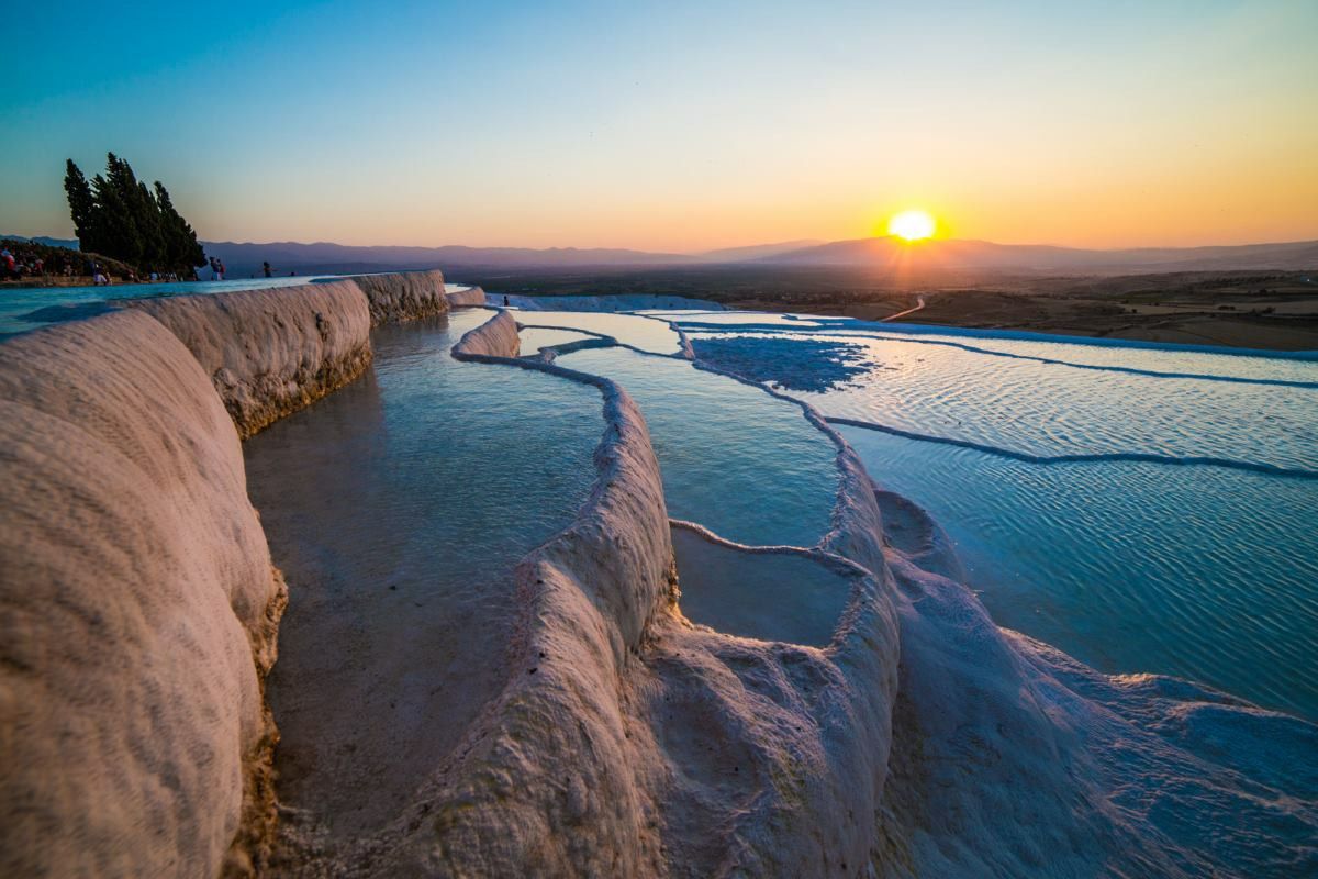 Day Trip to Pamukkale from Istanbul by Plane